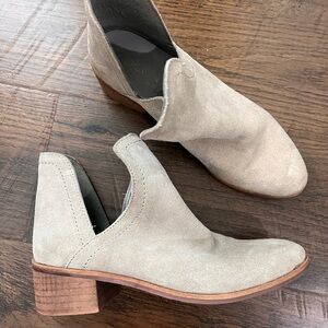 Matisse Light Tan Ankle Booties